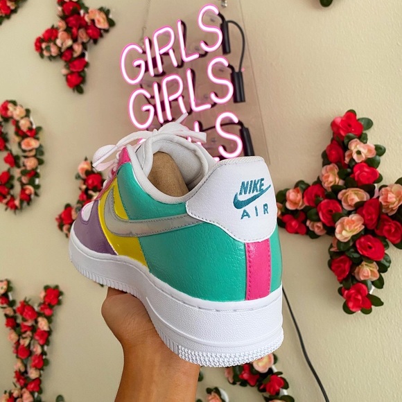 Custom Nike Air Force 1 - Picture 2 of 3